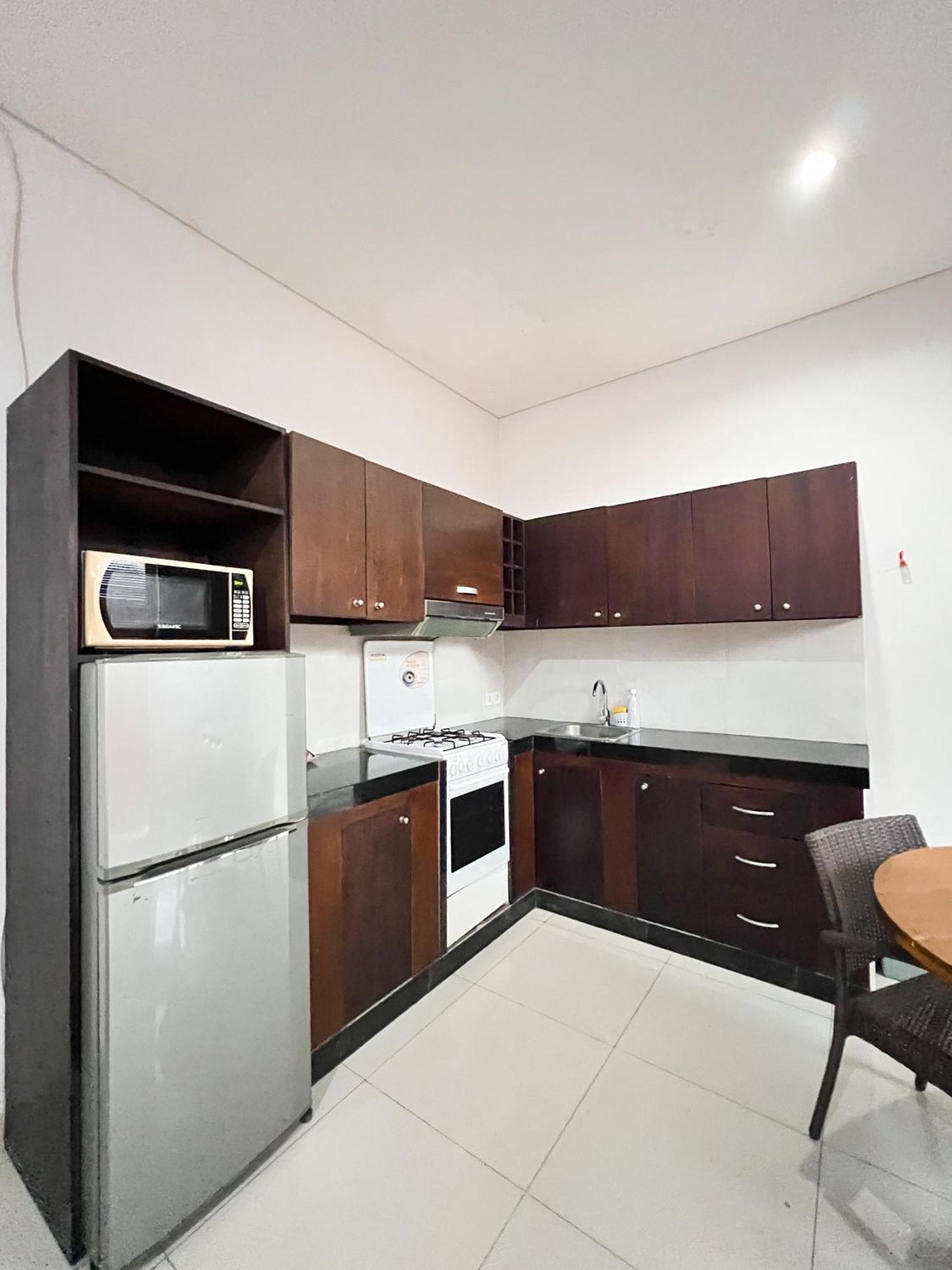 Apple Villas & Apartments Kerobokan  Ngoại thất bức ảnh